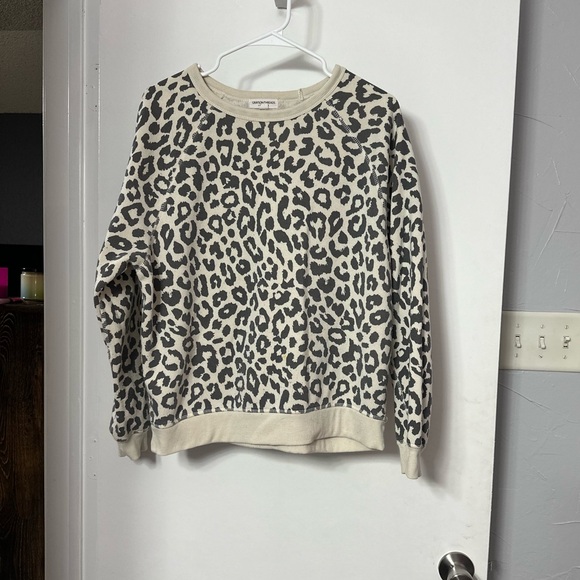 Cheetah print sweater - Picture 1 of 1
